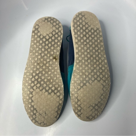 Toms color block slip on shoes size 8 - Picture 5 of 8